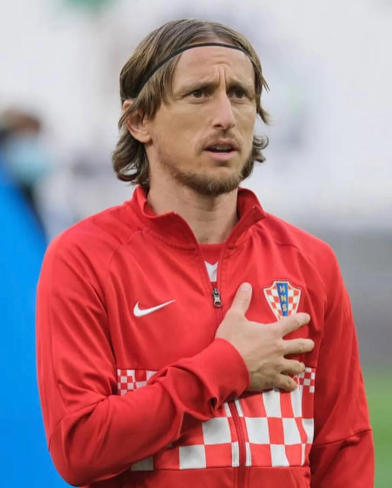 国足进攻体系如何改进？